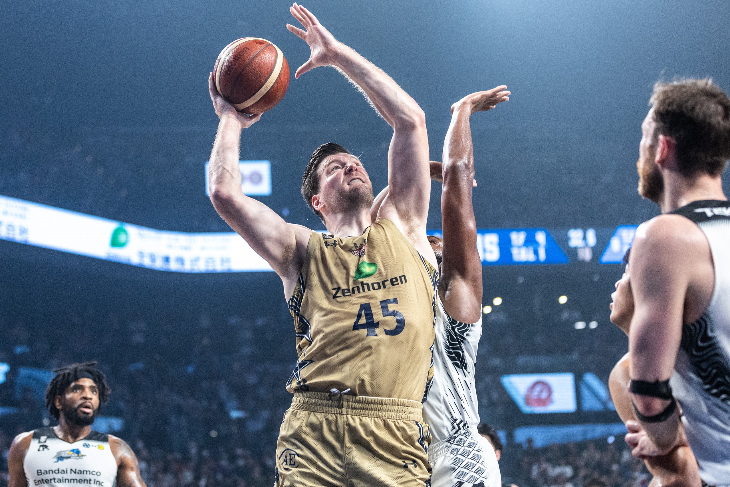 Bリーグリアルスマコレ ジャッククーリー選手 - バスケットボール