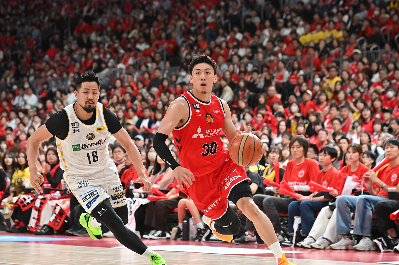 名古屋ダイヤモンドドルフィンズ プレー写真